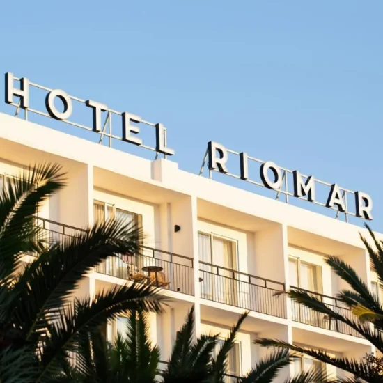 Compincar - project Hotel Riomar - sign view